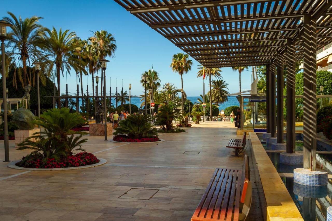 Banus - Banus Playa Rocio Beachfront Complex
